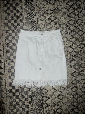 Anthropologie White Button-Front Fringe Hem Pencil Skirt